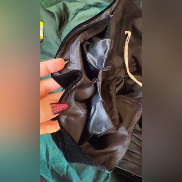 Vintage 1960’s Black Velvet Gown by Mike Bennet - Picture 4 of 11